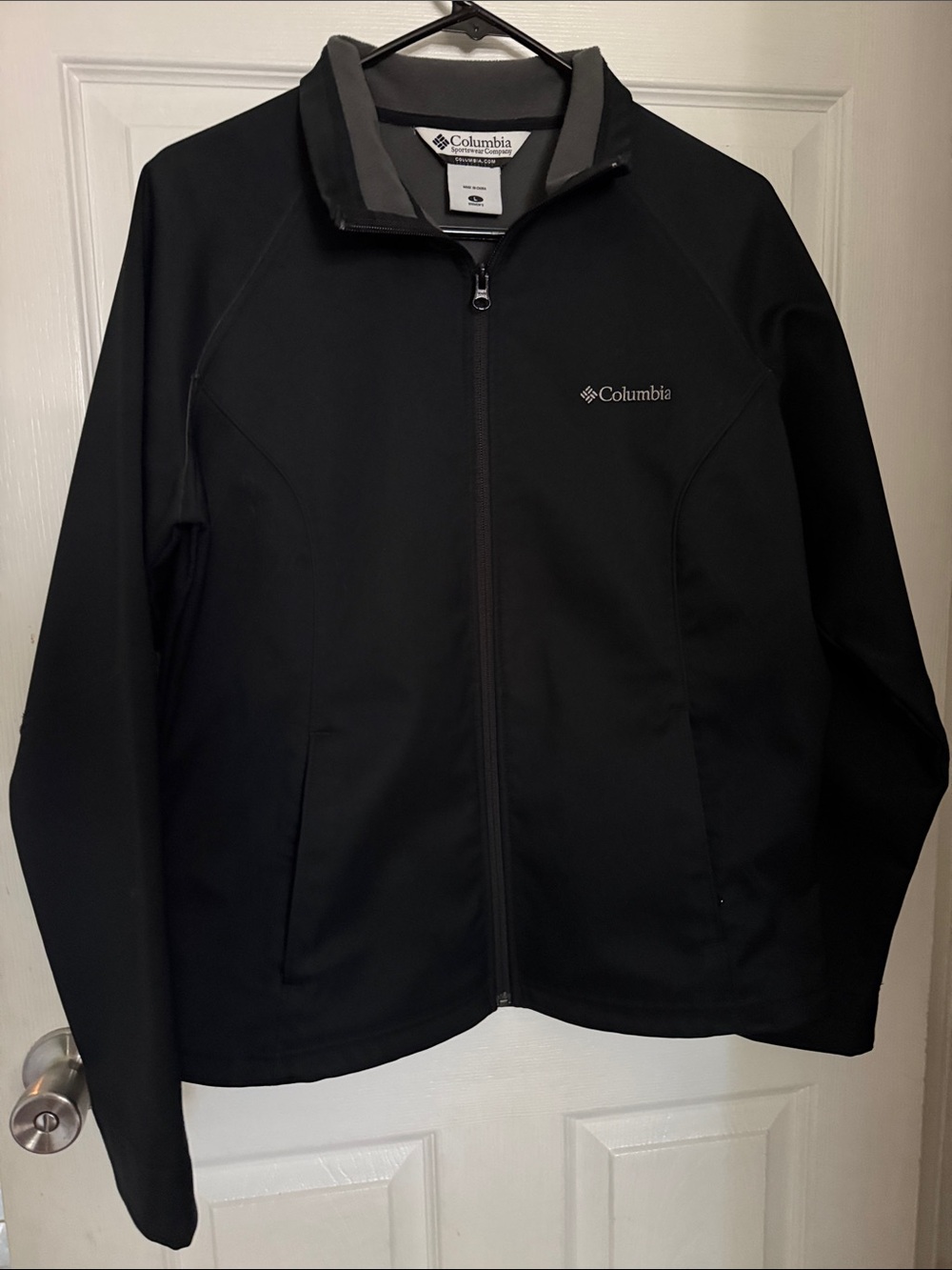 Women’s Columbia jacket